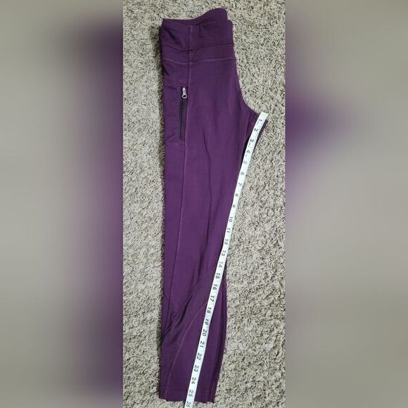 Lululemon Size 6 Inspire Tight II  Plum Mesh Leggings Zip Pockets - Picture 13 of 14